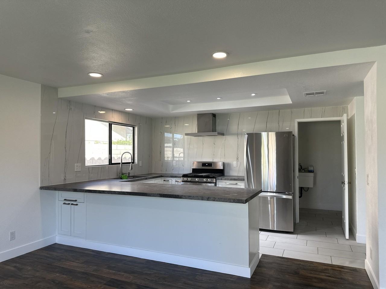 27131 Shadowcrest Ln - Photo 4 of 26