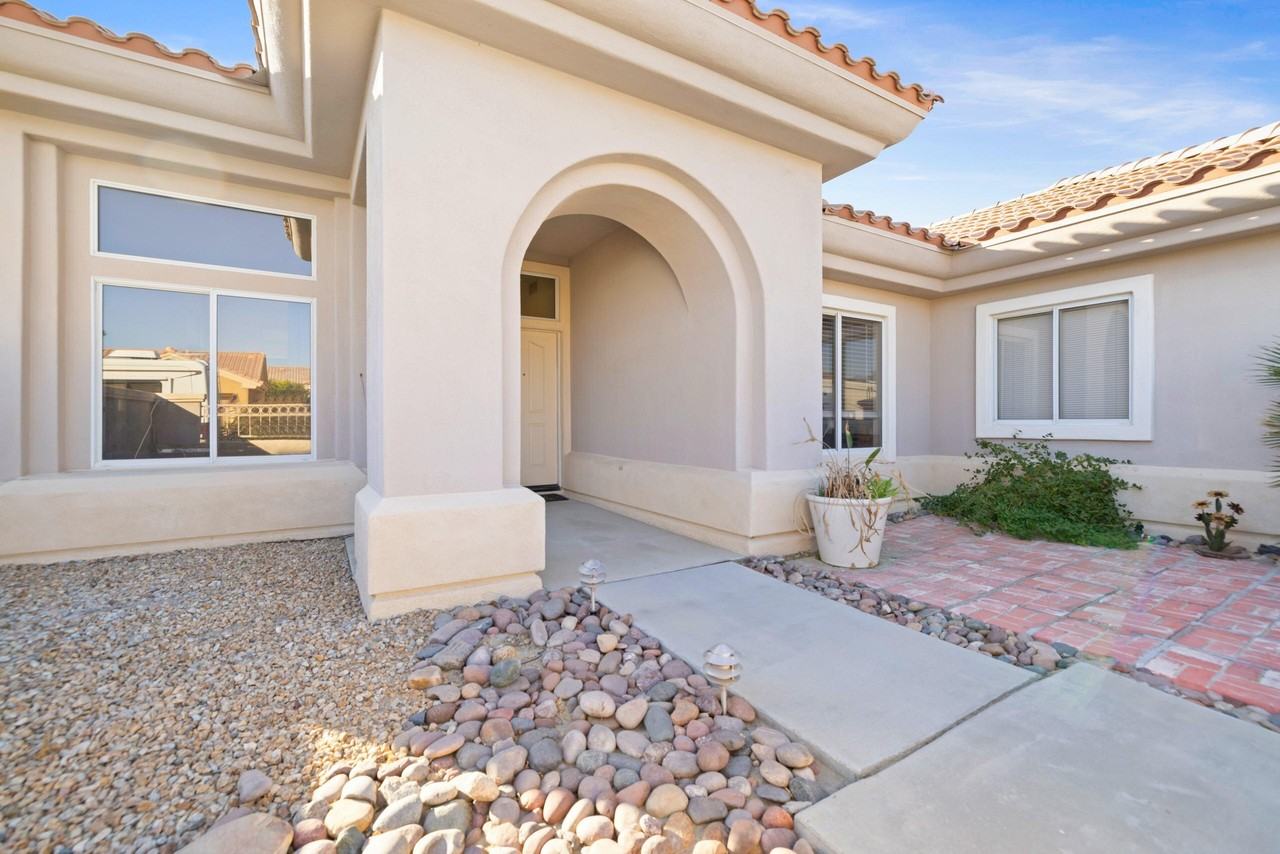 78577 Waterfall Dr - Photo 2 of 28