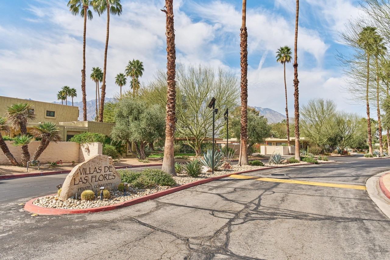 2420 Los Coyotes Dr - Photo 2 of 40