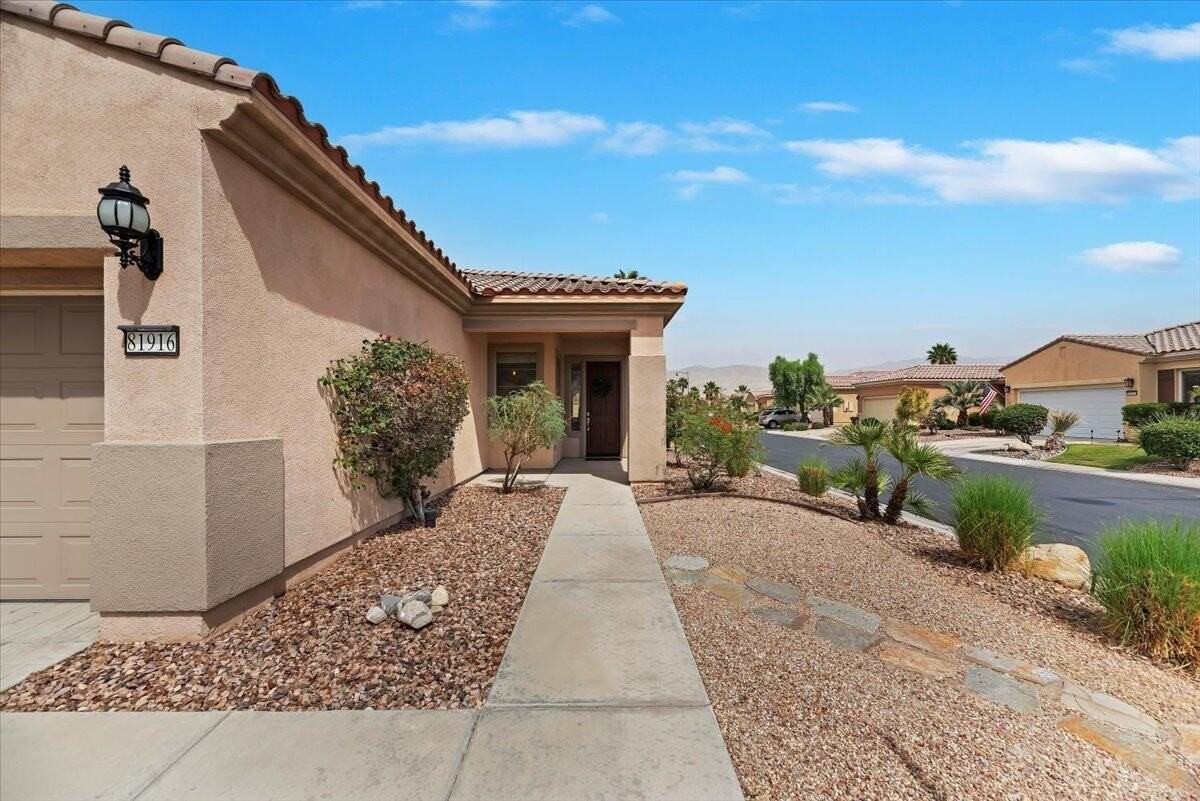 81916 Avenida Del Toro - Photo 5 of 48