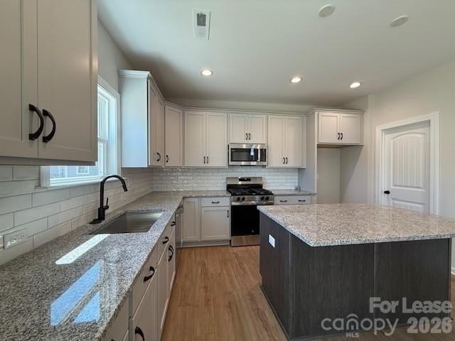 2205 Camber Dr - Photo 6 of 15