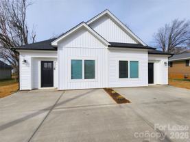 420 S Shaver St - Photo 1 of 1