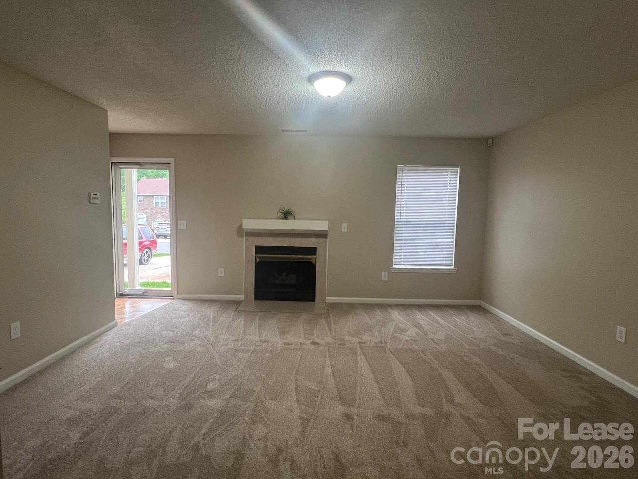 108 Teaberry Ct - Photo 2 of 13