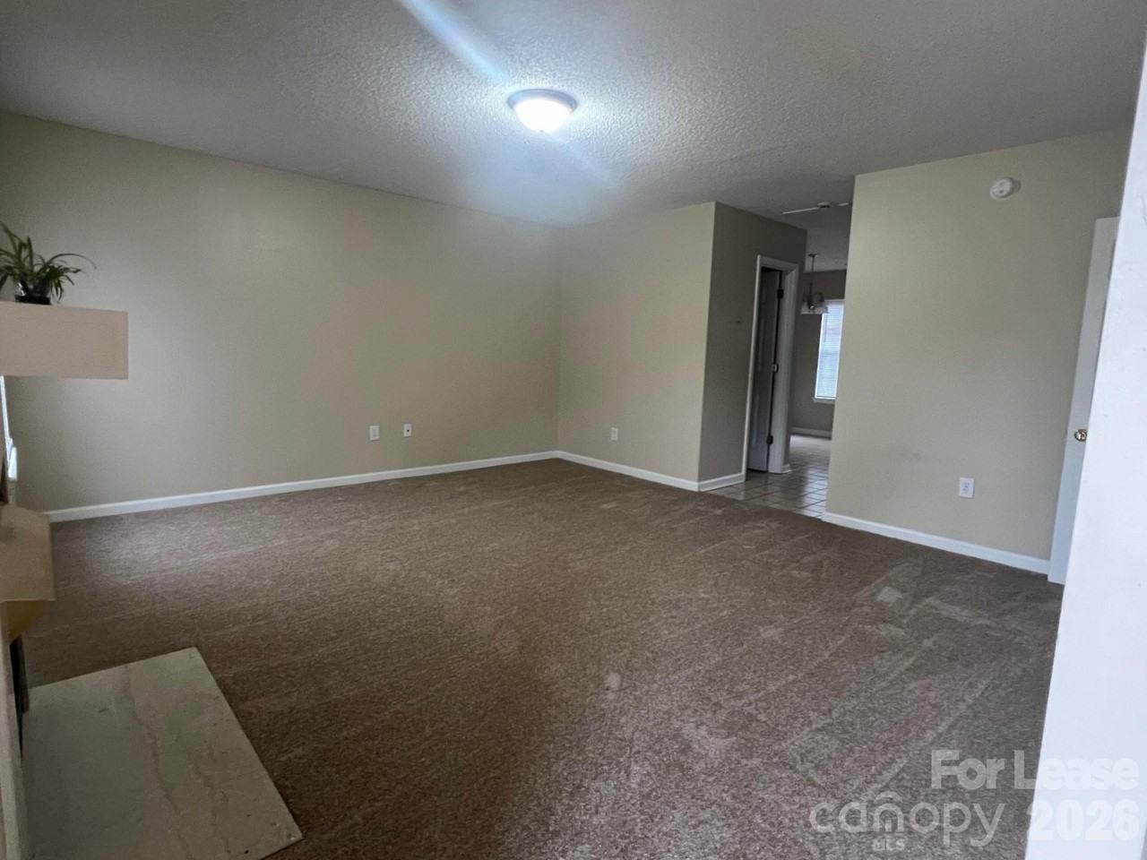 108 Teaberry Ct - Photo 3 of 13