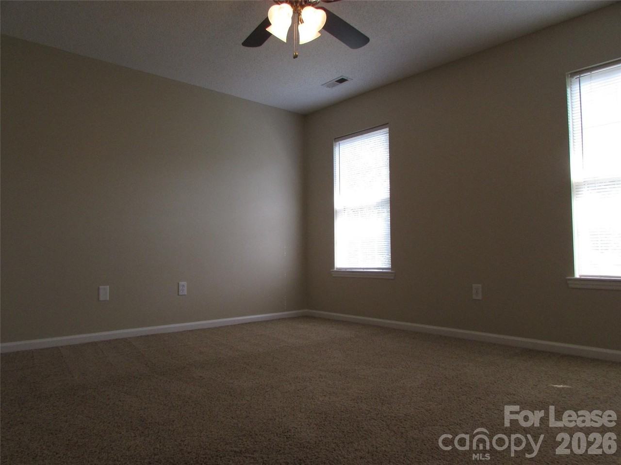 108 Teaberry Ct - Photo 7 of 13