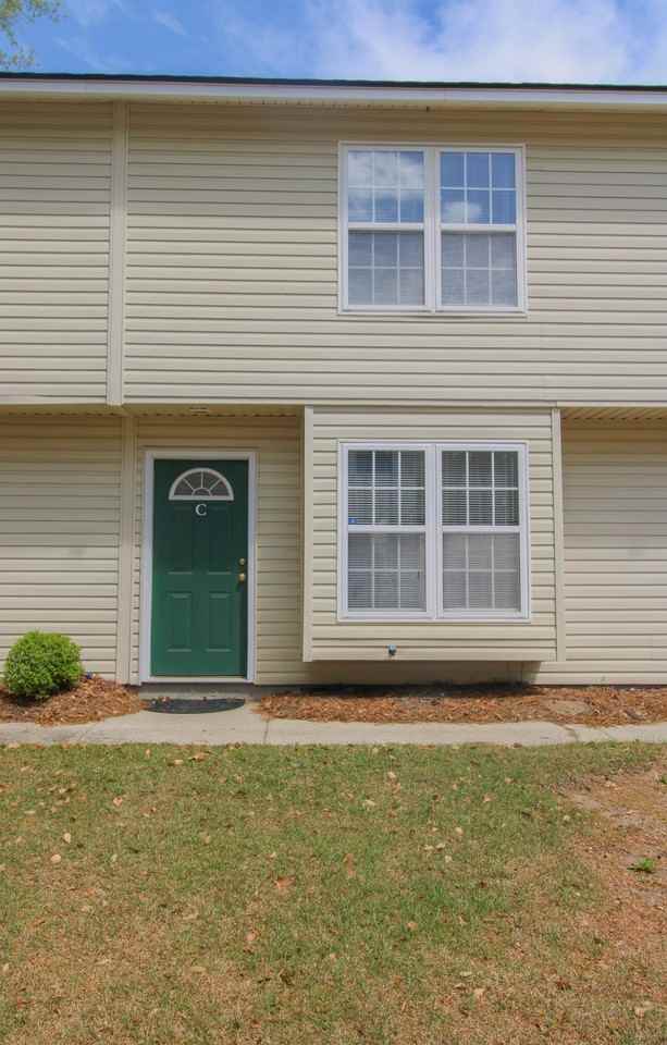 1423 Ashley River Rd Apt 2c #2C - Photo 2 of 17