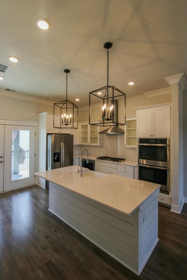 1624 Florentia St - Photo 6 of 27