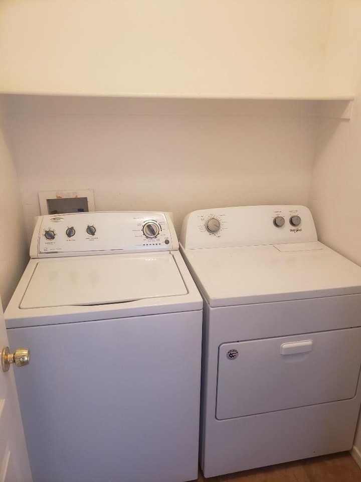 403 N Sunshine Blvd - Photo 3 of 10