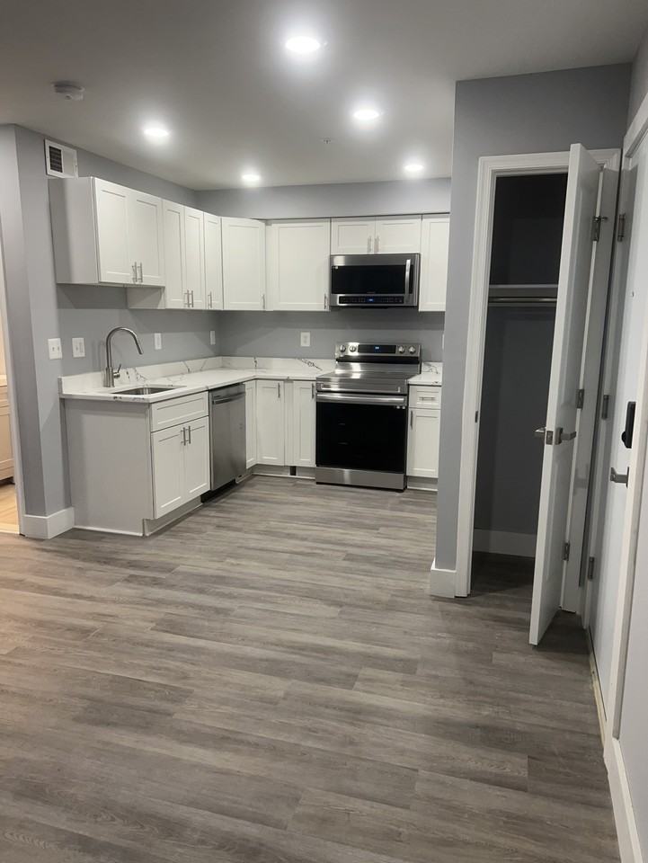 5900 Foote LLC - Photo 7 of 13