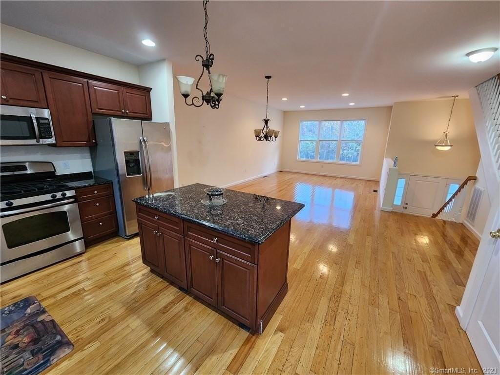 1 Oak Meadows Dr Unit 1 - Photo 3 of 15