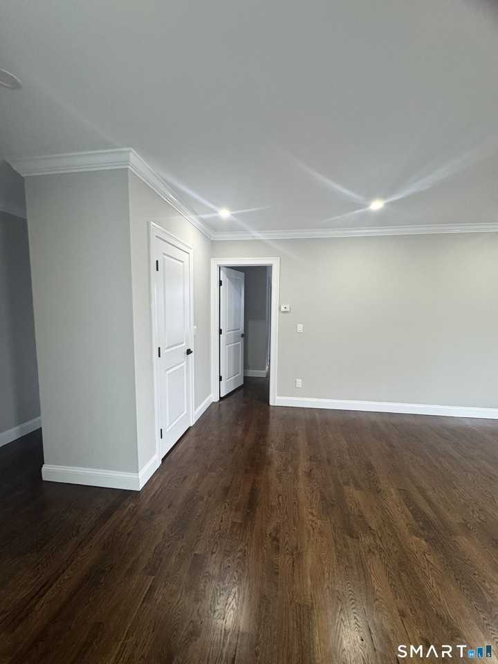 281 Harriet St Unit 281 - Photo 3 of 13