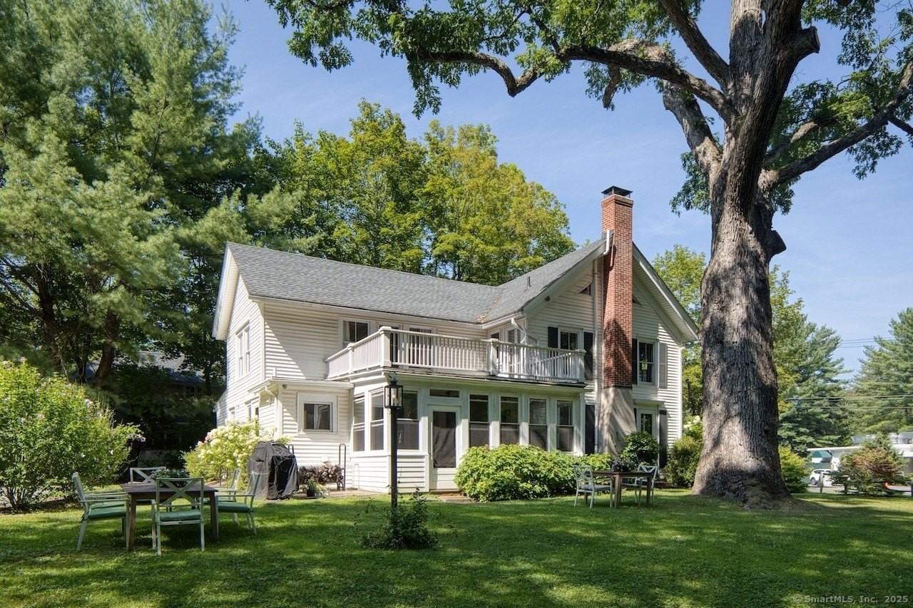 16 Under Mountain Rd - Photo 2 of 28