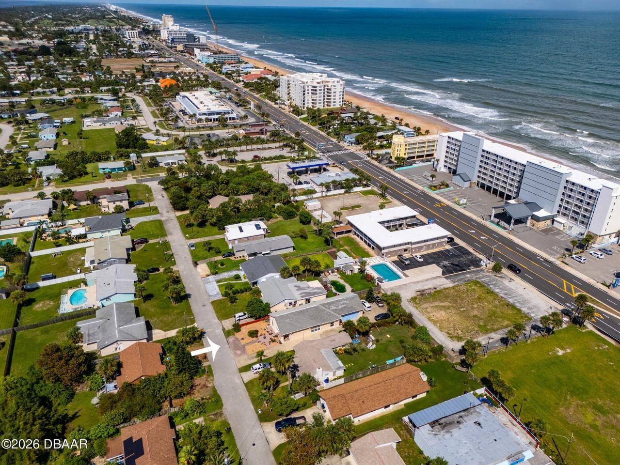 497 Grandview Ave - Photo 6 of 50