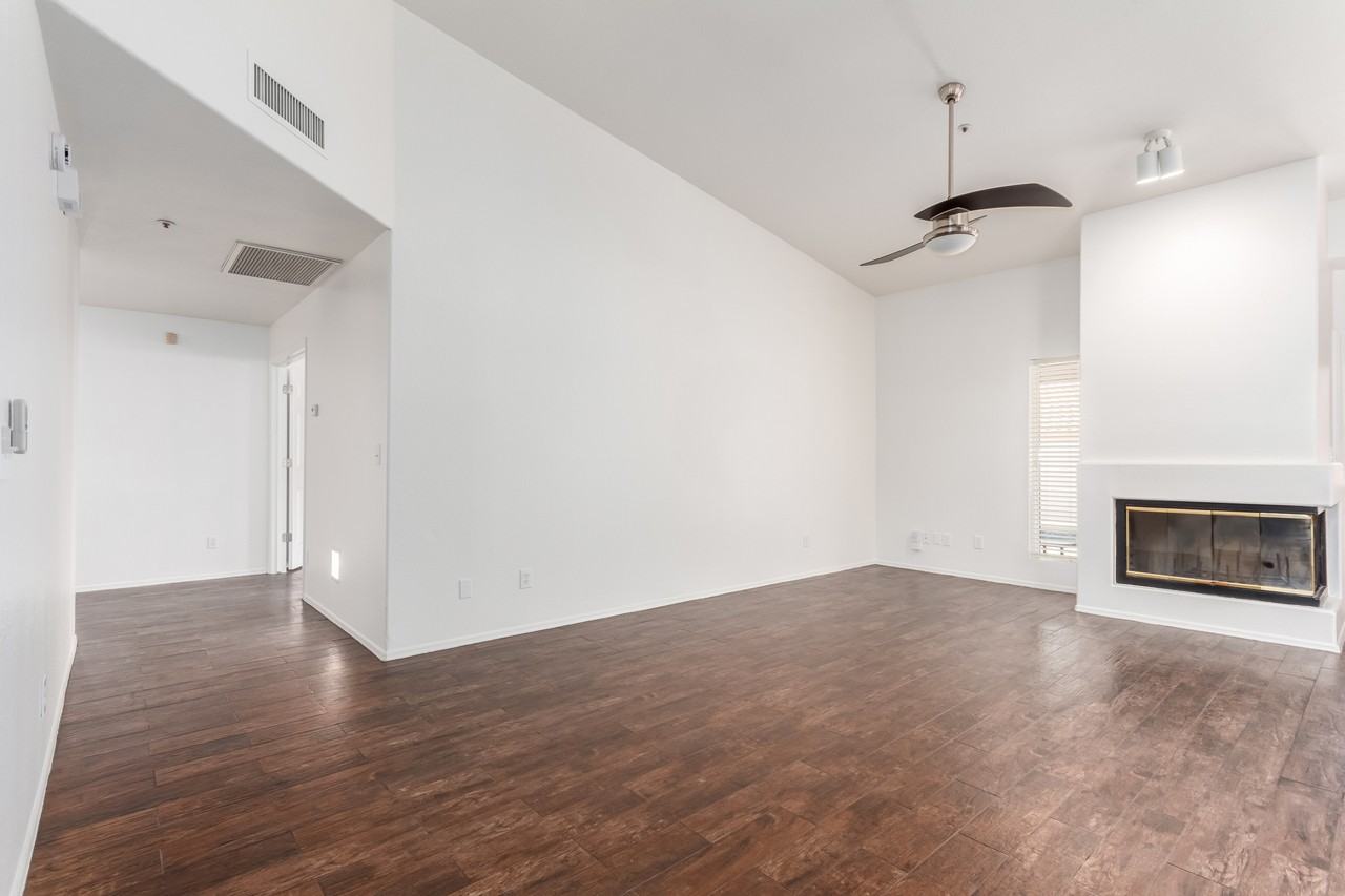 9003 E Aster Dr #1 - Photo 7 of 30