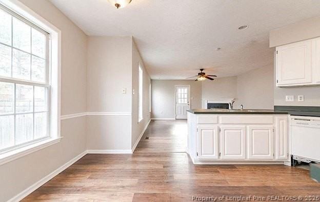 1045 Alexwood Dr - Photo 5 of 15