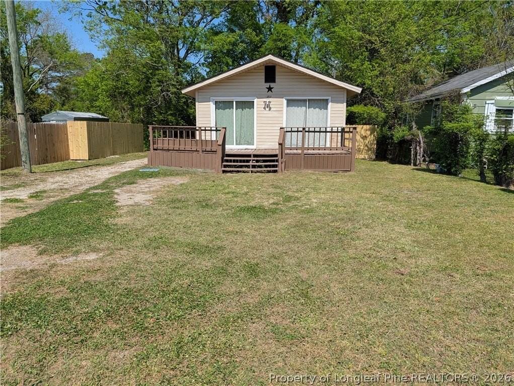 203 Wall St - Photo 2 of 17