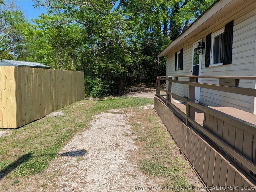 203 Wall St - Photo 3 of 17