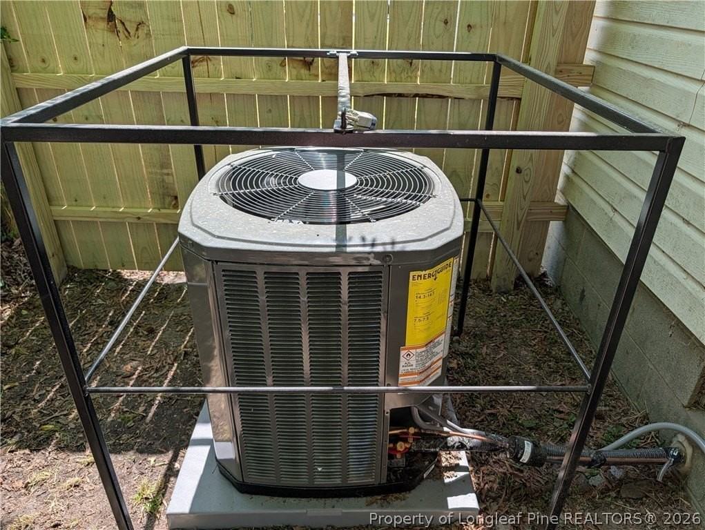 203 Wall St - Photo 6 of 17