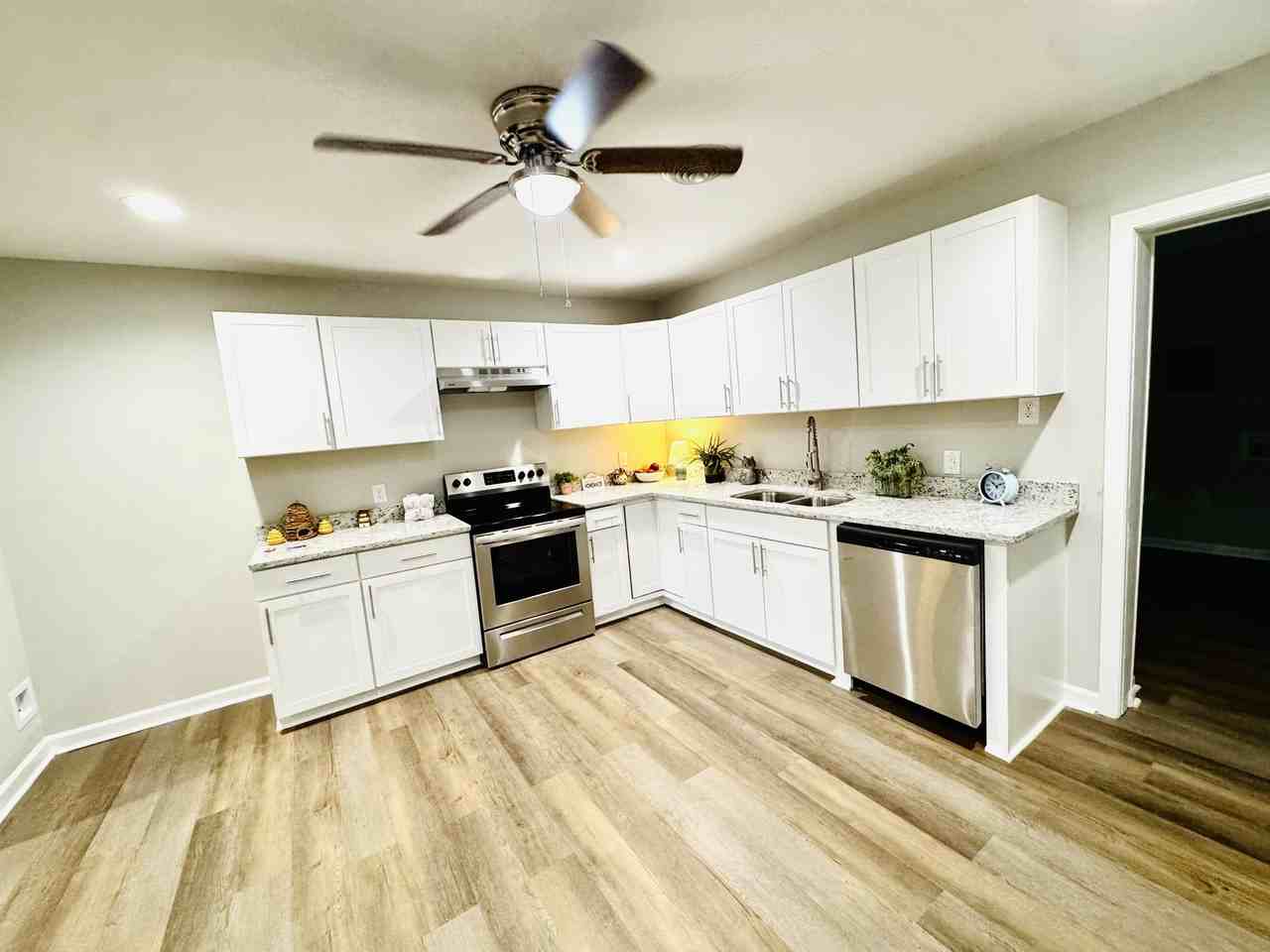 109 Hargis Drive - Photo 3 of 12