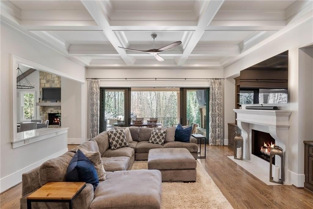 5265 Peachtree Dunwoody Rd - Photo 5 of 50