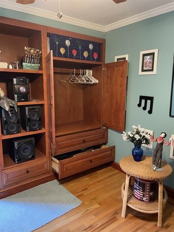 3666 Lakewood Ct Unit B - Photo 4 of 12