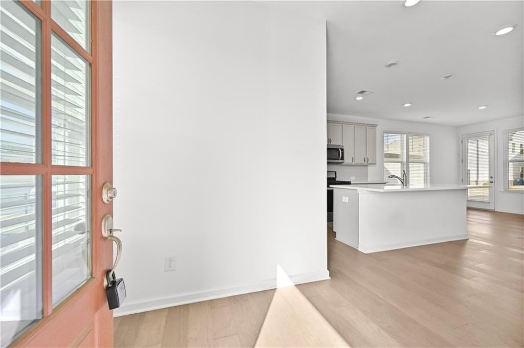 4541 Encore Blvd - Photo 3 of 39