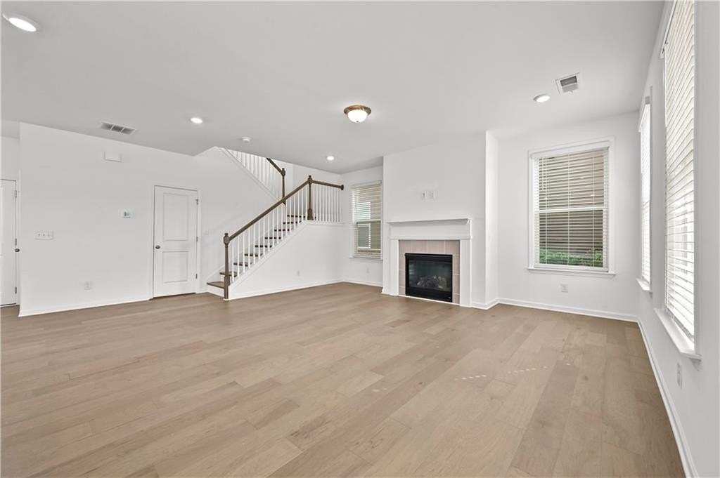 4541 Encore Blvd - Photo 4 of 39