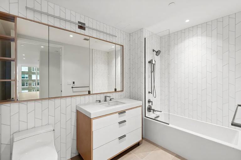 501 3rd Ave - Photo 3 of 7