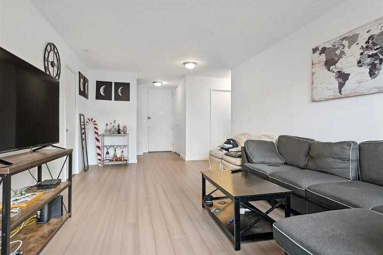 630 1st Ave - Photo 2 of 9