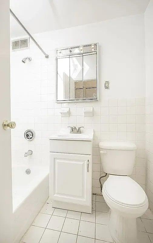 417 3rd Ave - Photo 7 of 8