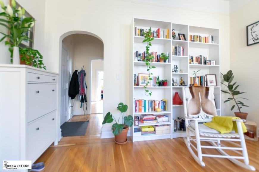 63 1st Pl - Photo 2 of 9