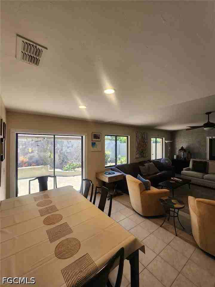 5873 Wyldewood Lakes Ct - Photo 6 of 31