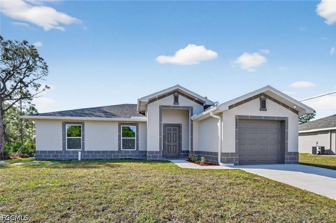 2905 38th St W - Photo 3 of 49