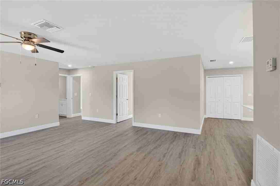 2905 38th St W - Photo 5 of 49