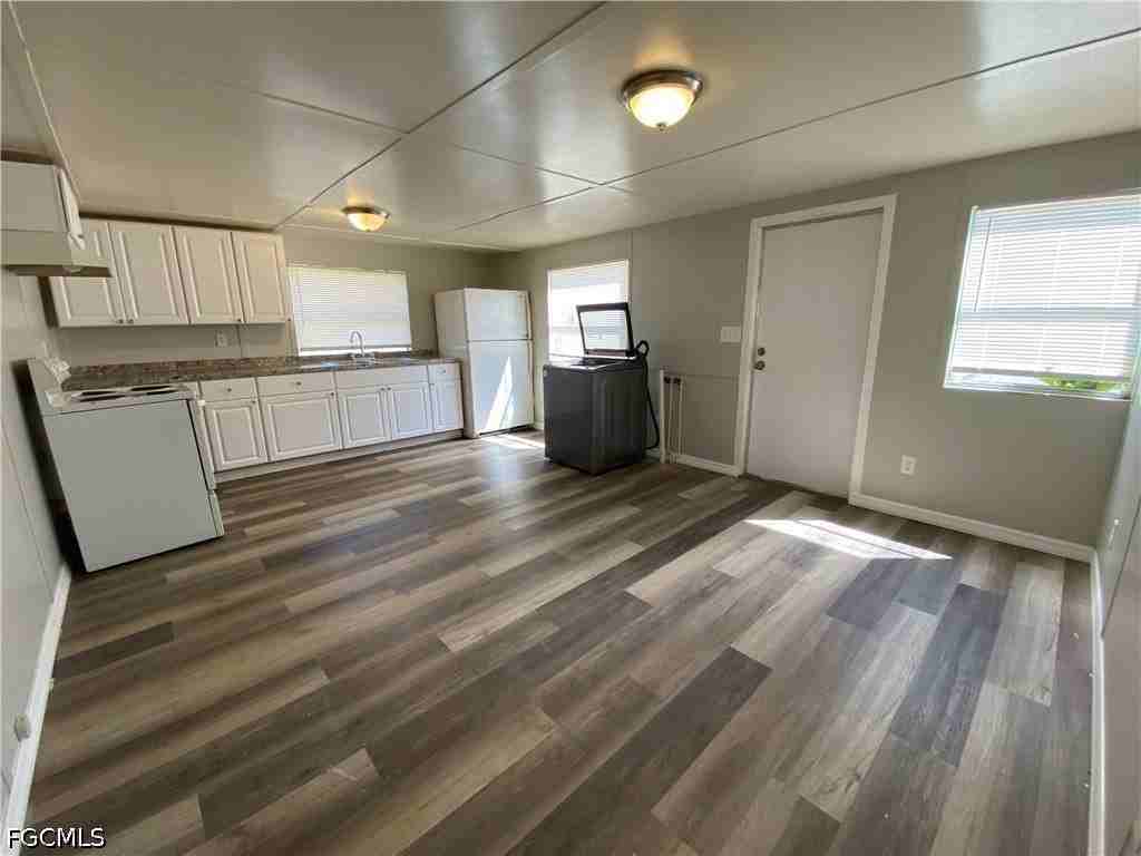 2045 Bahia Ln - Photo 6 of 14