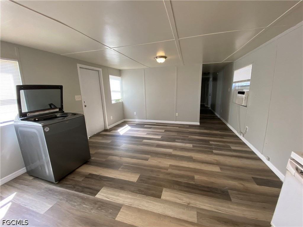 2045 Bahia Ln - Photo 7 of 14