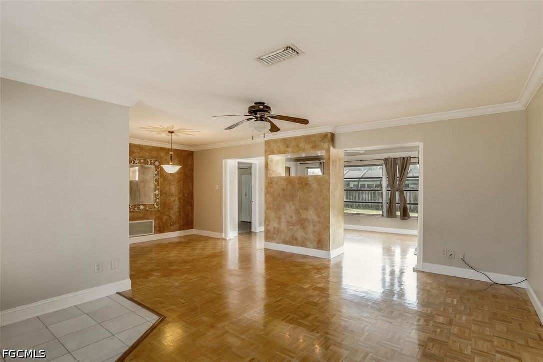 806 Entrada Dr N - Photo 6 of 19