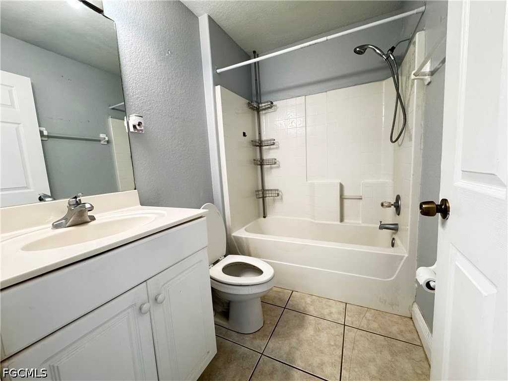 4606 30th St Sw - Photo 5 of 14