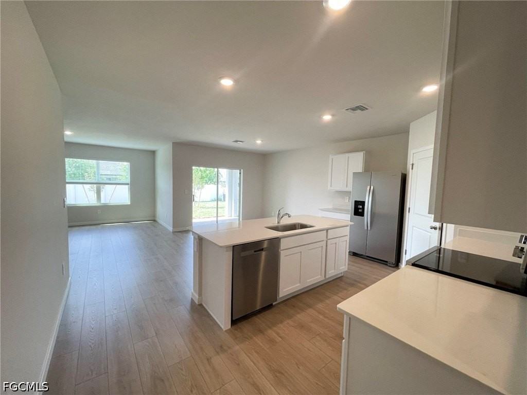 920 Ne 10th St - Photo 7 of 30