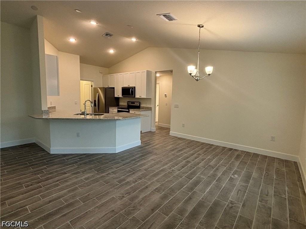 2711 20th St Sw - Photo 2 of 11