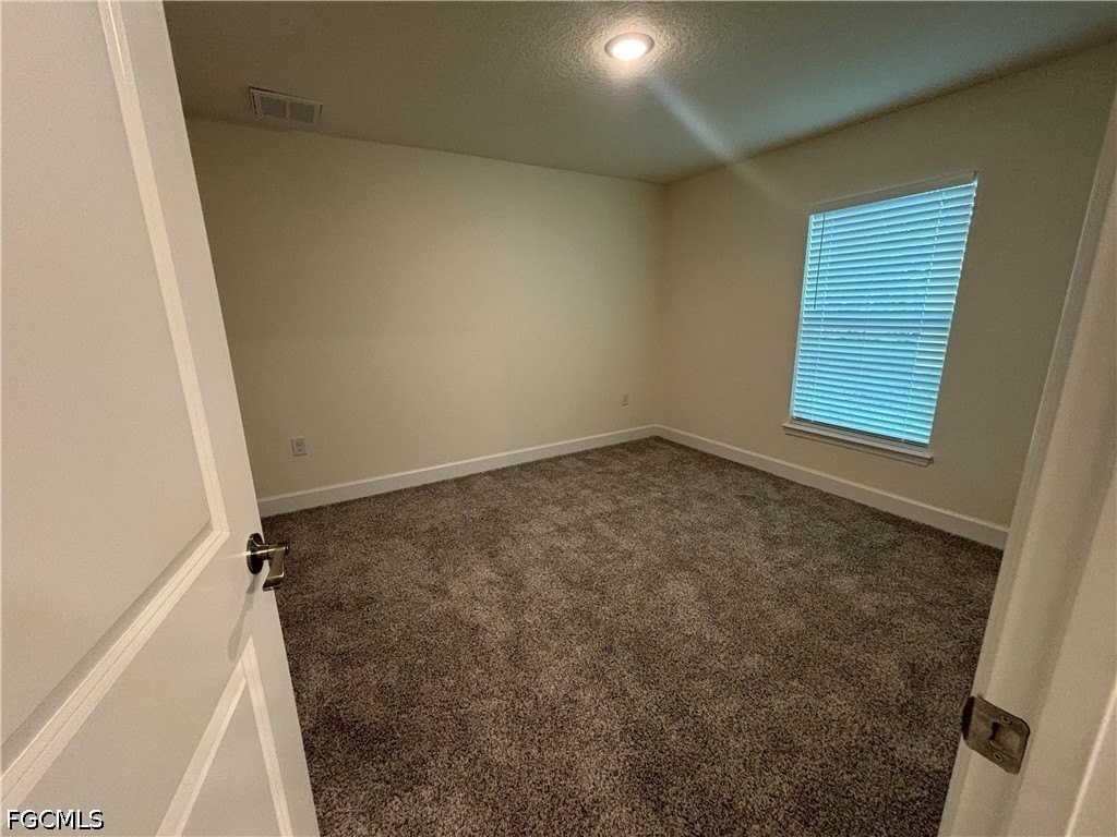 2711 20th St Sw - Photo 7 of 11