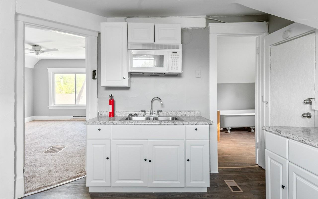 1261 East 99th Street, Unit C - Photo 3 of 14