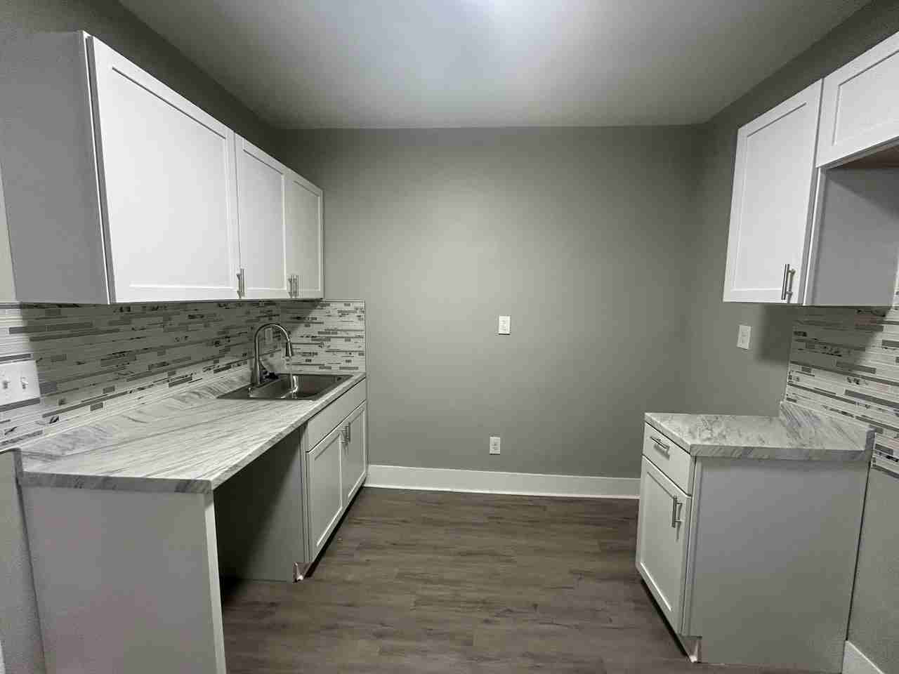 1933 Taylor Street, Unit 1 - Photo 4 of 26