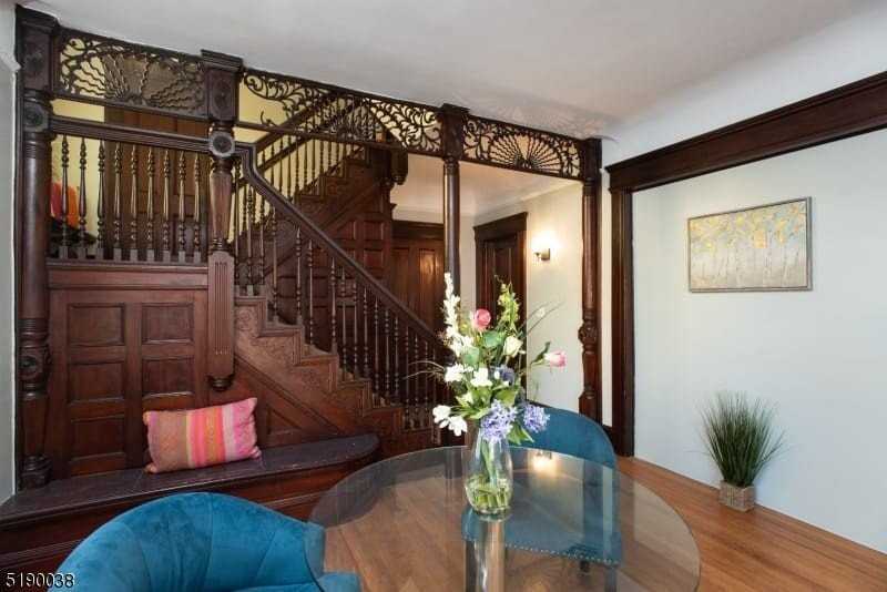 31 Cloverhill Pl #1 - Photo 4 of 20