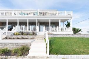 featured image of 815 E Brigantine Ave #7