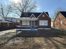 featured image of 61 S Parkway E