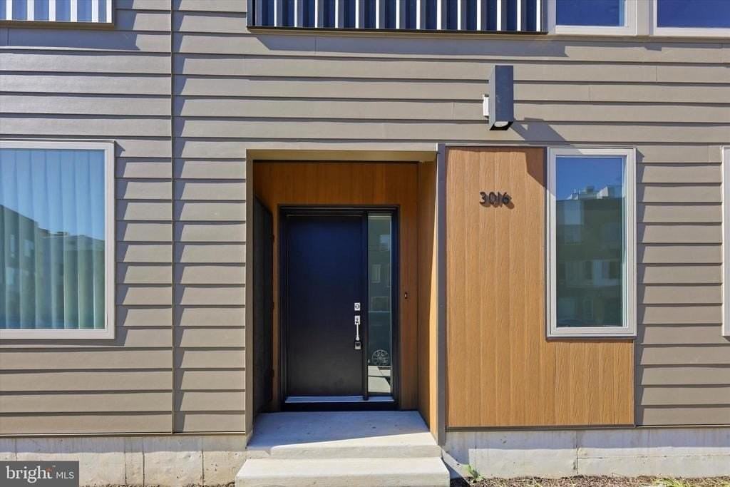 3016 S Northbank Pl - Photo 2 of 26