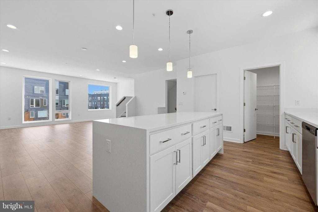 3016 S Northbank Pl - Photo 6 of 26