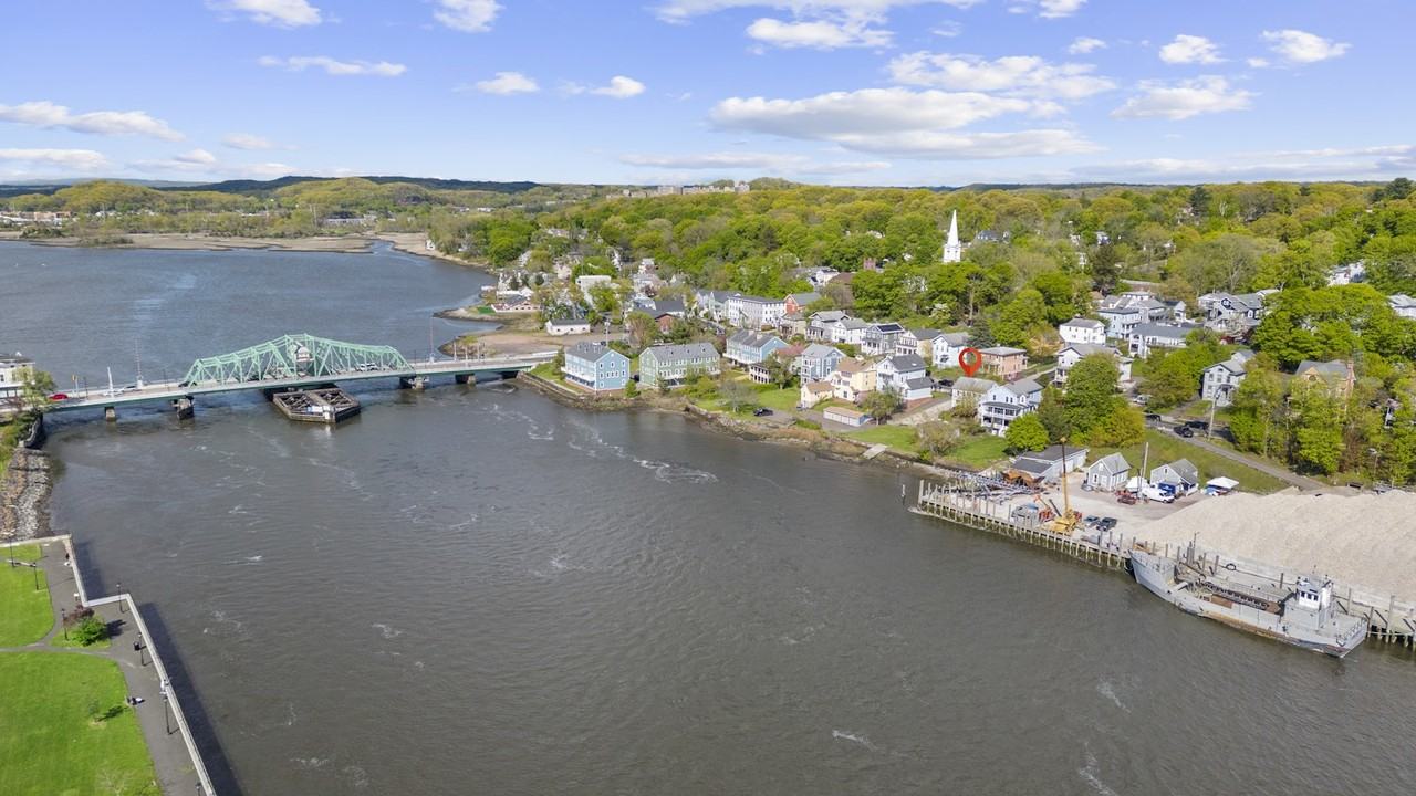 624 Quinnipiac Avenue, Unit 1- Main House - Photo 6 of 33