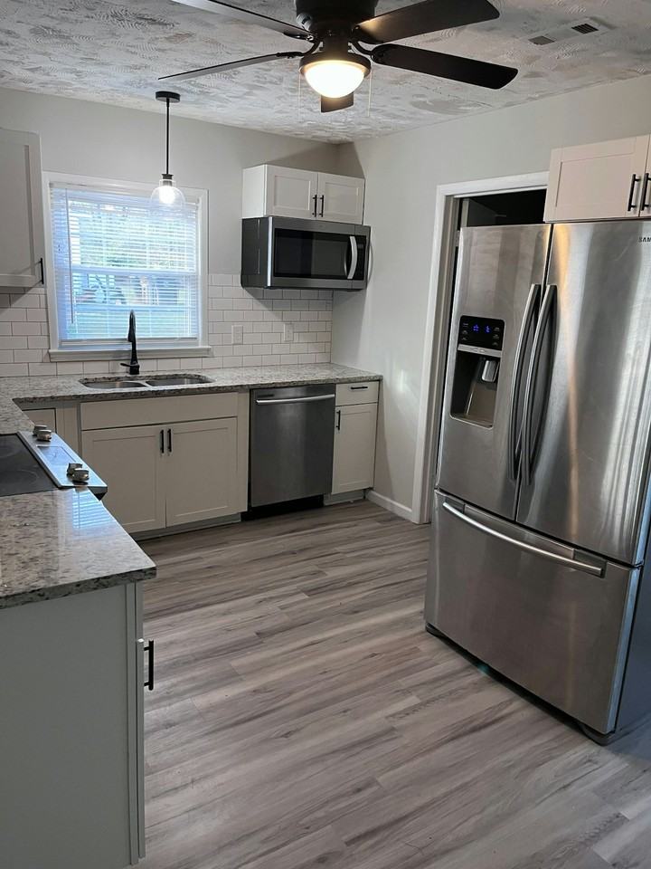 3625 Flint Street - Photo 2 of 19